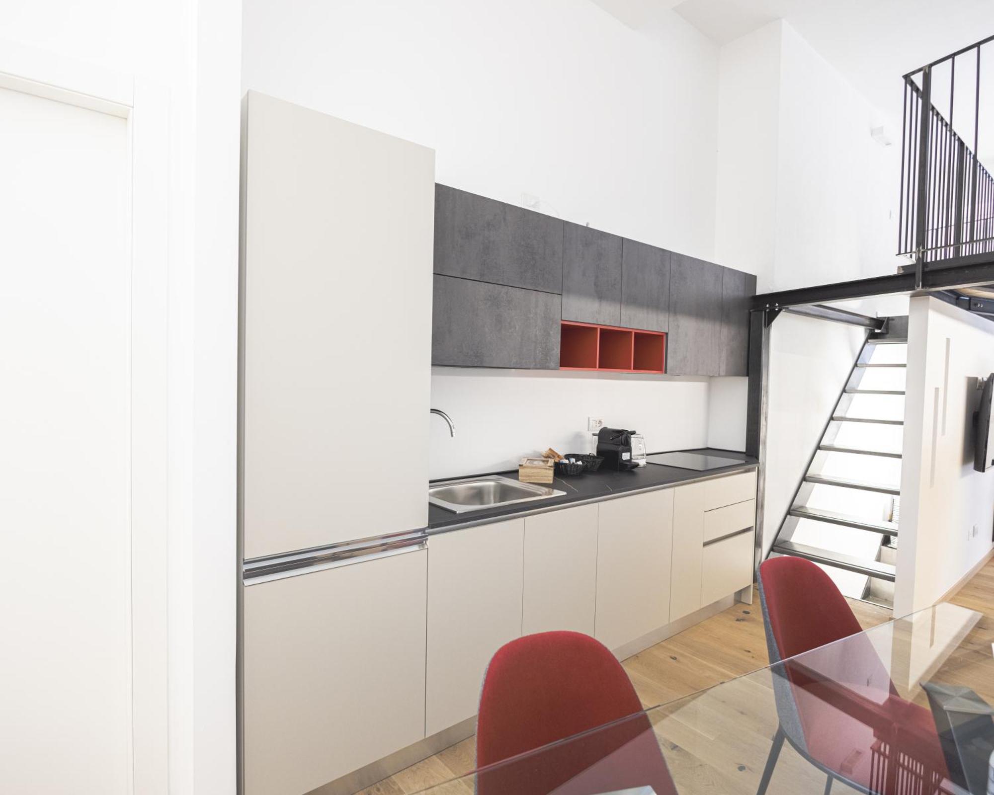 Апартаменты Loft La Sedia Rossa - Centro Storico Милан Экстерьер фото
